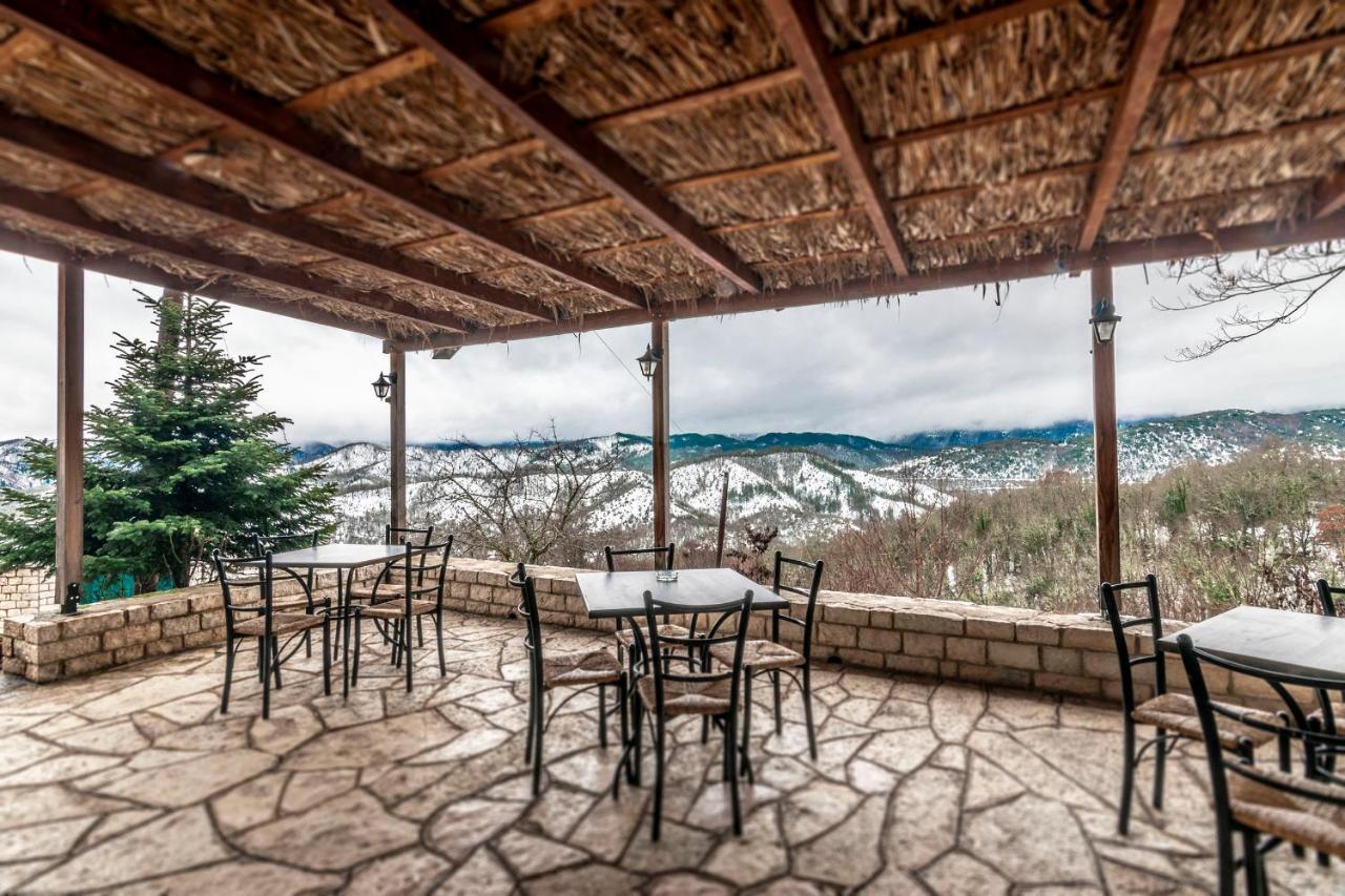Guesthouse Selini Vitsa Exterior photo